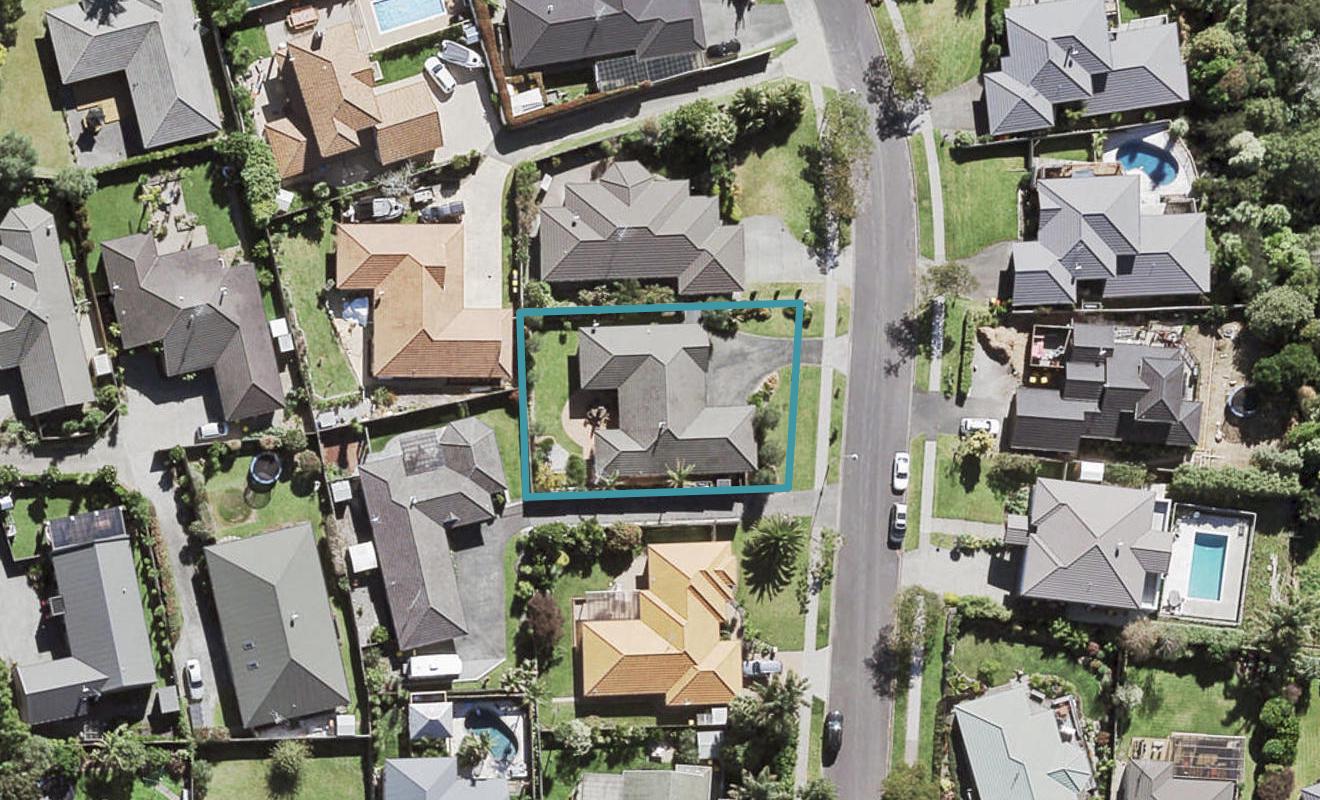 115 Te Wharau Drive, Greenhithe, Auckland - Carousel 1