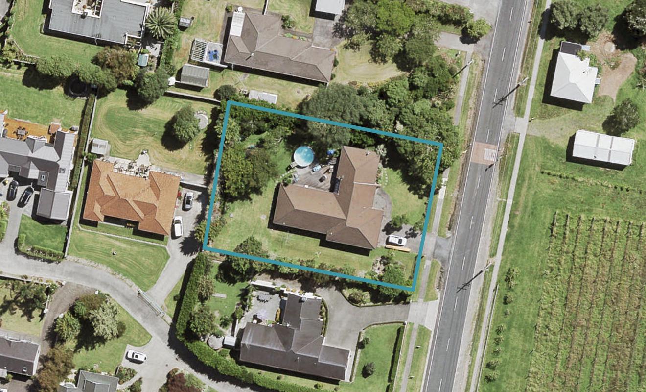 22 Station Road, Huapai, Kumeu - Carousel 1