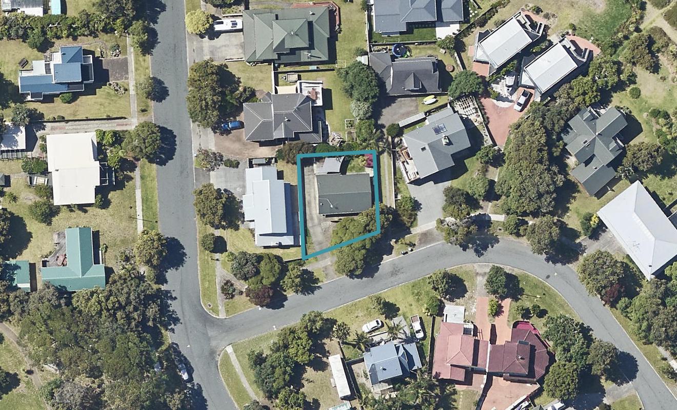 1B Tuhua Place, Bowentown, Waihi Beach - Carousel 1
