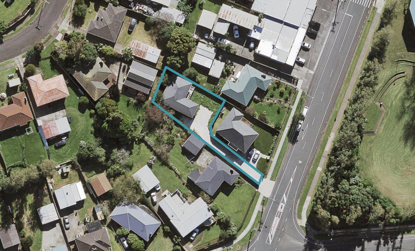 96A Mountain Road, Mangere Bridge, Auckland - Carousel 1