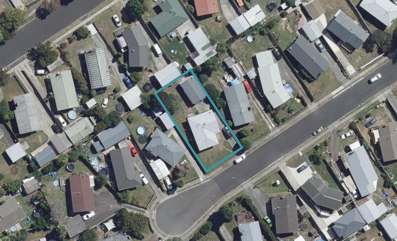 18 Susan Place, Deanwell, Hamilton - Carousel 1
