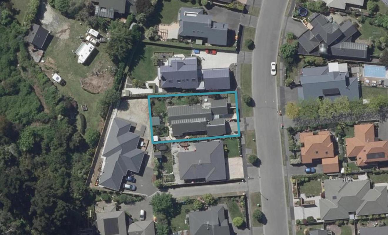 10 Basil Place, Mount Pleasant, Christchurch - Carousel 1