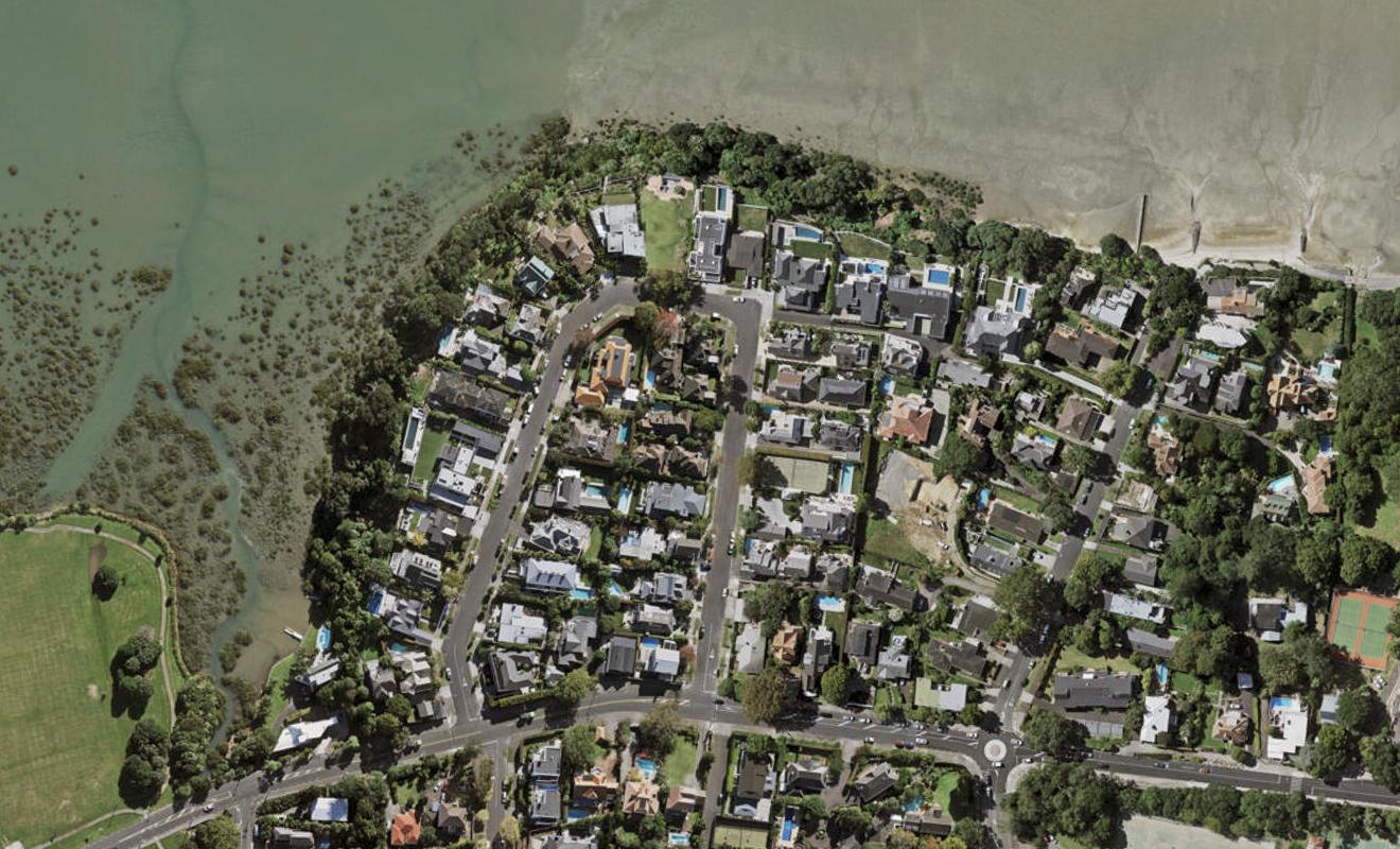 12 Burwood Crescent, Remuera, Auckland - Carousel 1