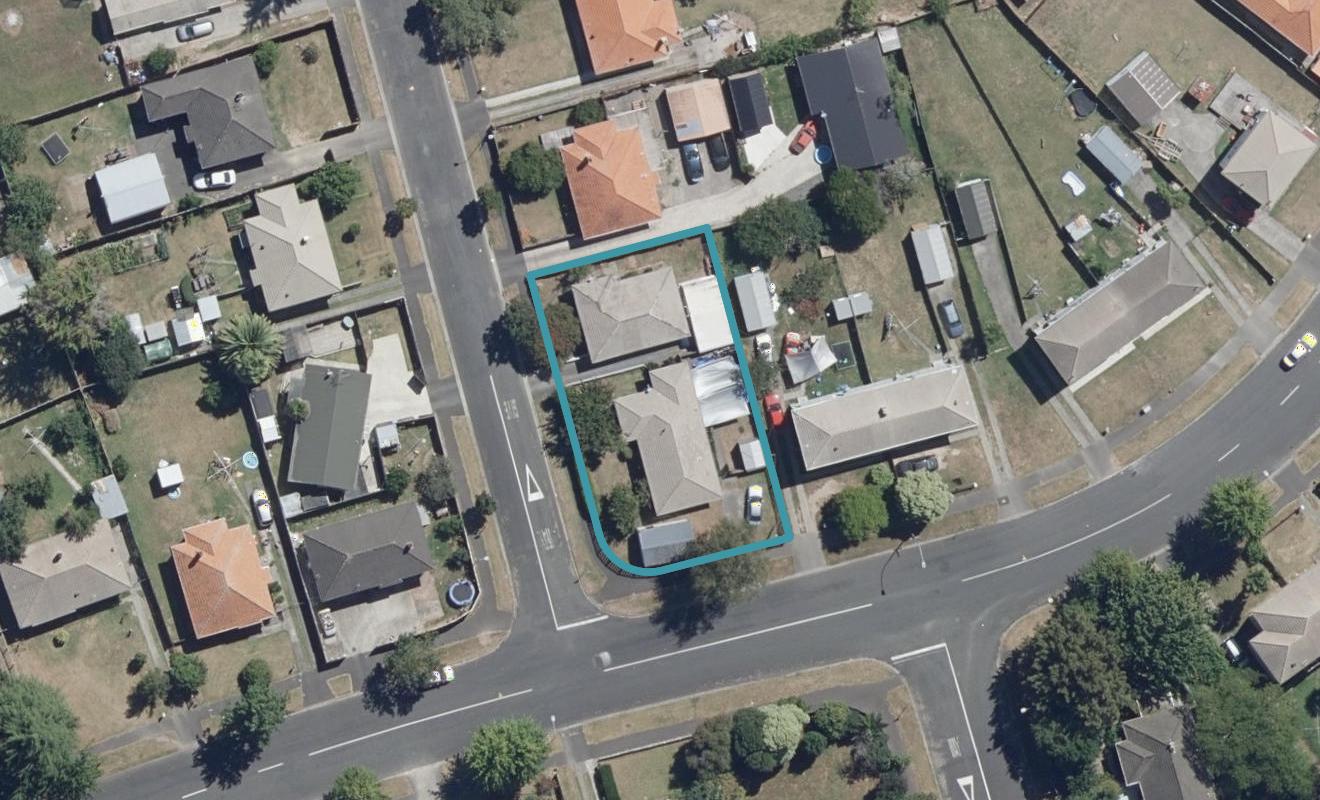 55 Ross Crescent, Fairfield, Hamilton - Carousel 1