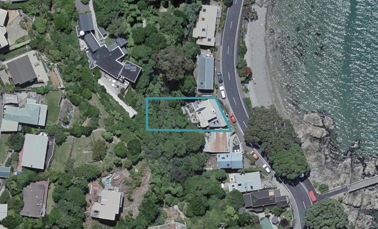 403 Karaka Bay Road, Karaka Bays, Wellington - Carousel 1