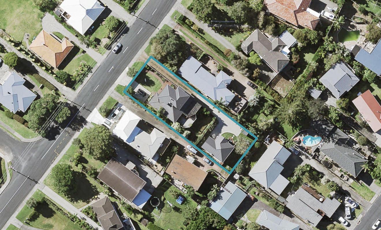 59 Litten Road, Cockle Bay, Auckland - Carousel 1