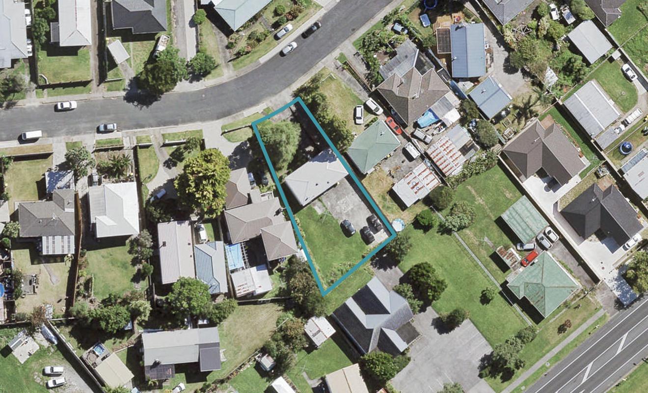 7 Lendic Avenue, Henderson, Auckland - Carousel 1