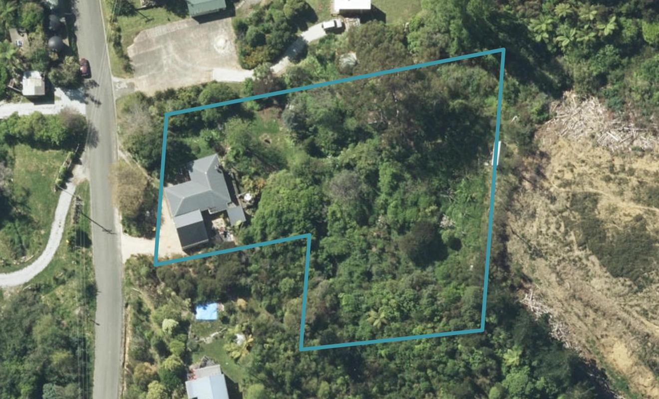 7 Falconer Road, Pohara - Carousel 1