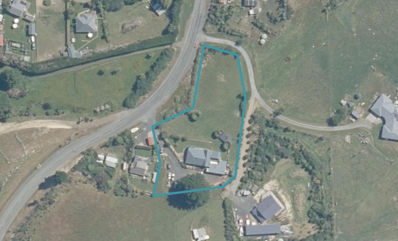 13 Akatore Road, Brighton - Carousel 1