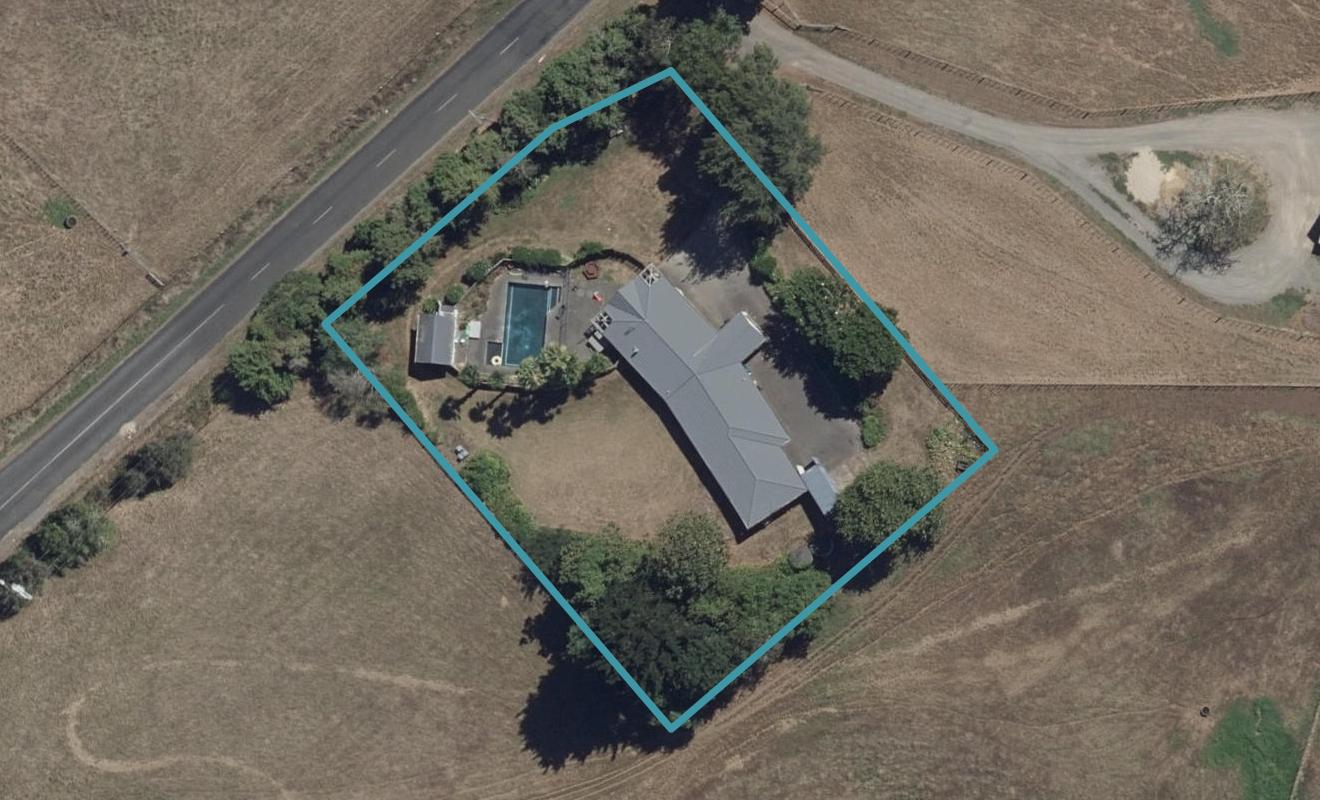 139 Burbush Road, Burbush, Hamilton - Carousel 1