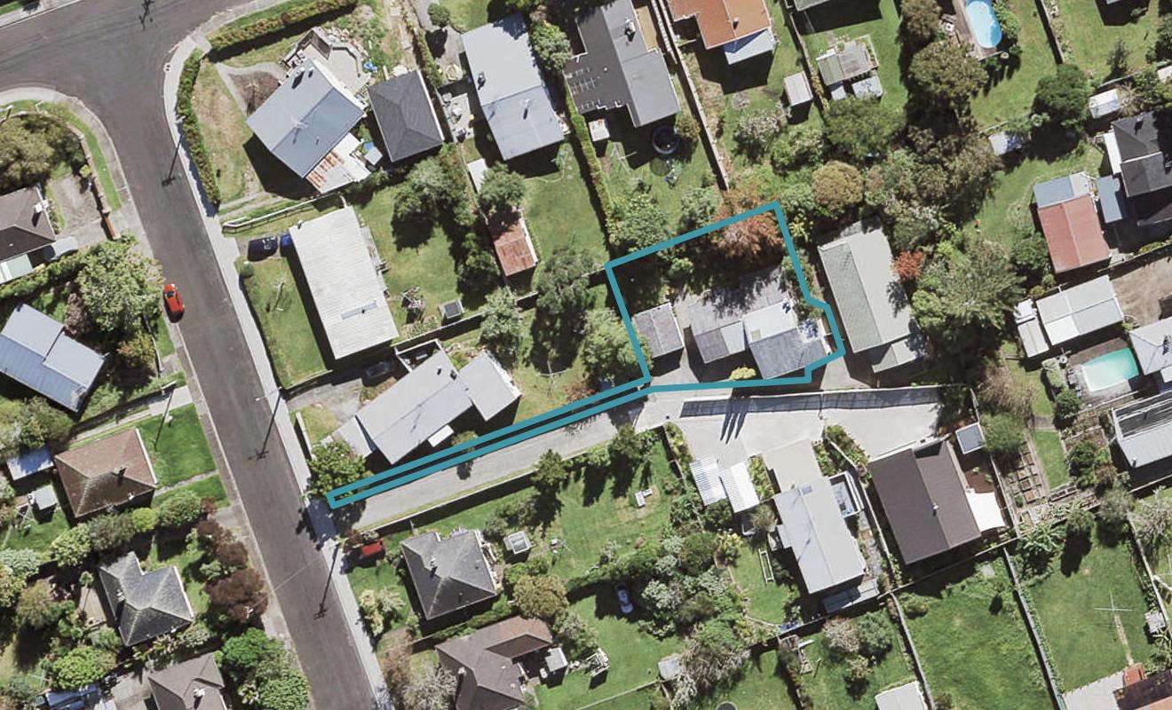 7 Chippendale Crescent, Birkdale, Auckland - Carousel 1