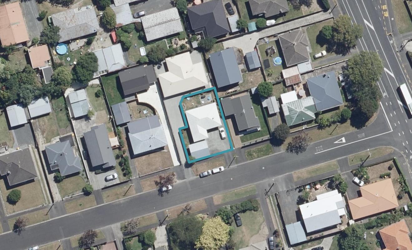 6 Winter Street, Fairfield, Hamilton - Carousel 1