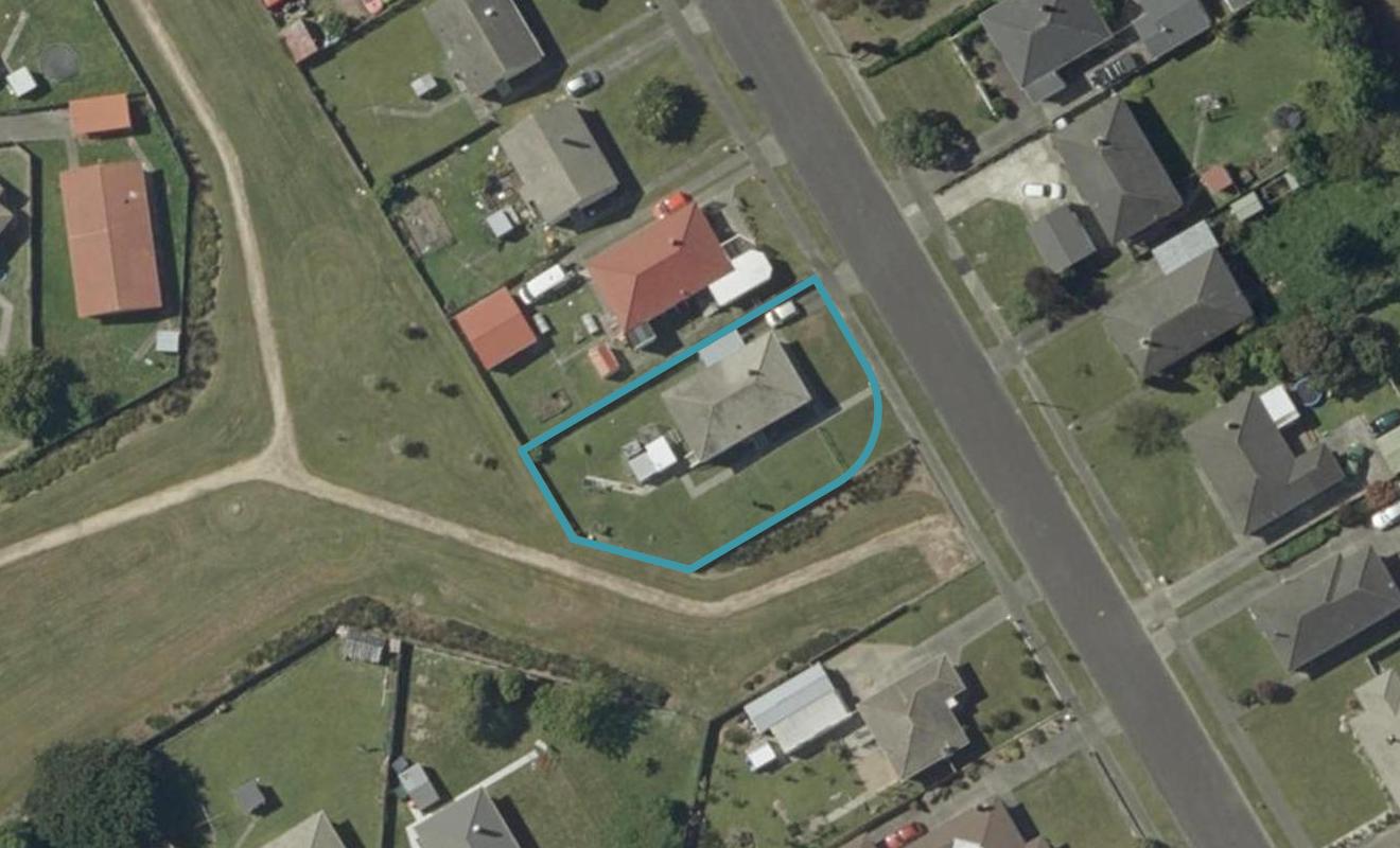 54 Clyde Crescent, Roslyn, Palmerston North - Carousel 1