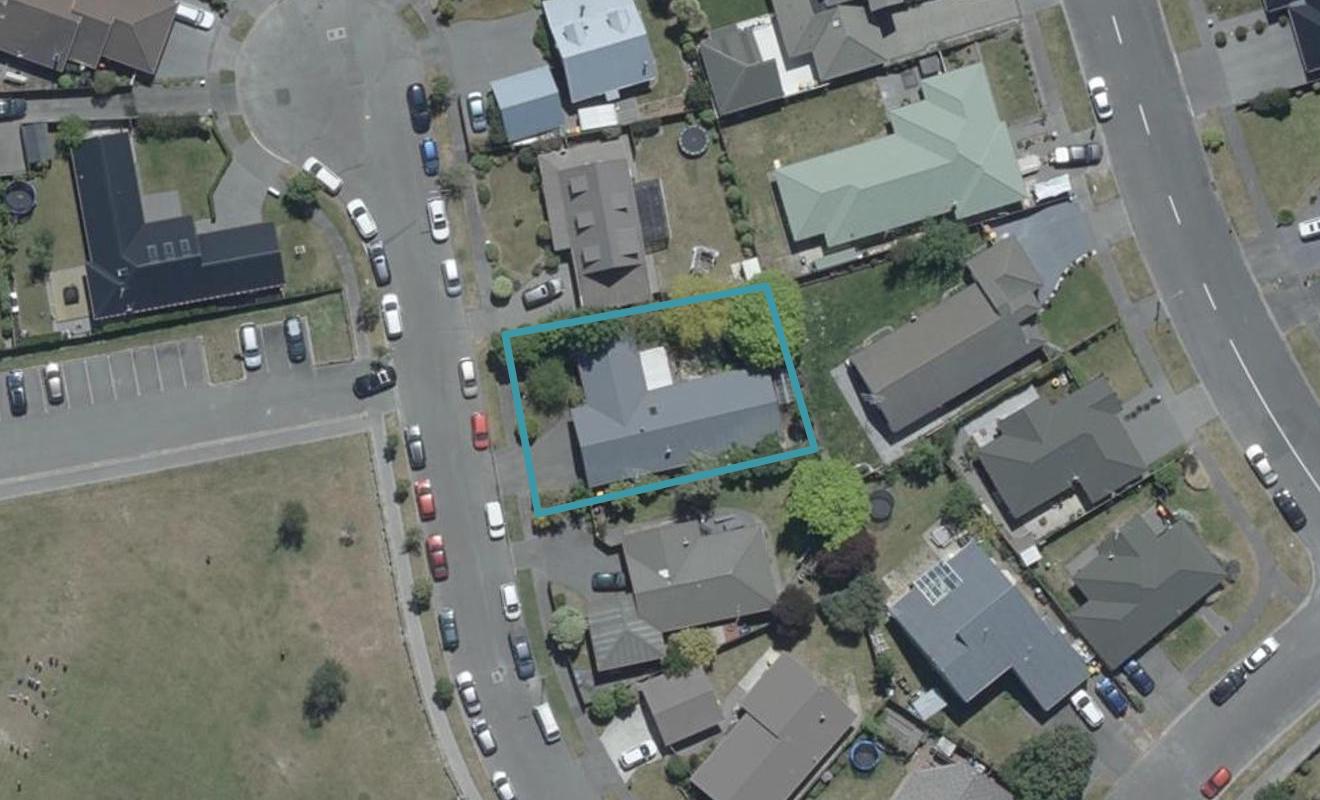 8 Pinaster Place, Parklands, Christchurch - Carousel 1