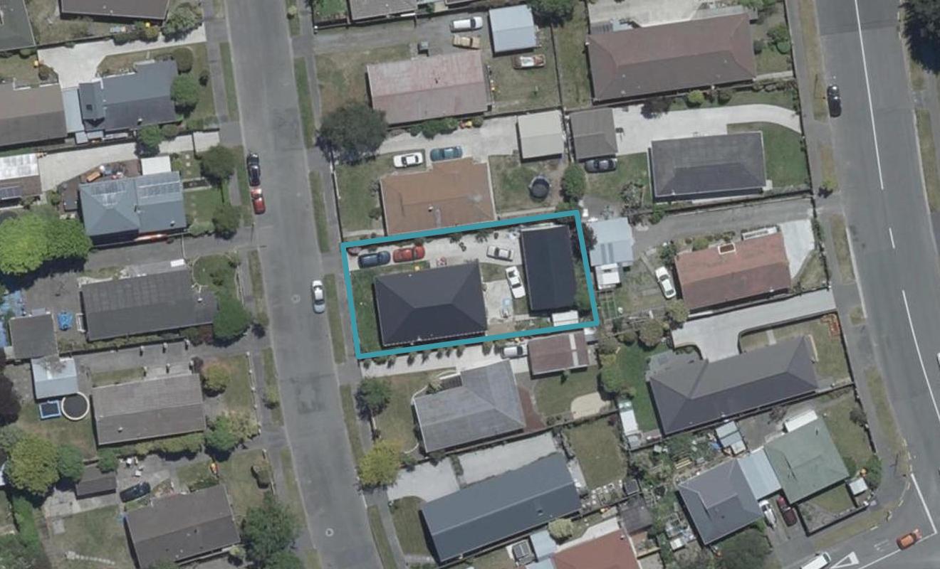 8 Four Elms Place, Parklands, Christchurch - Carousel 1