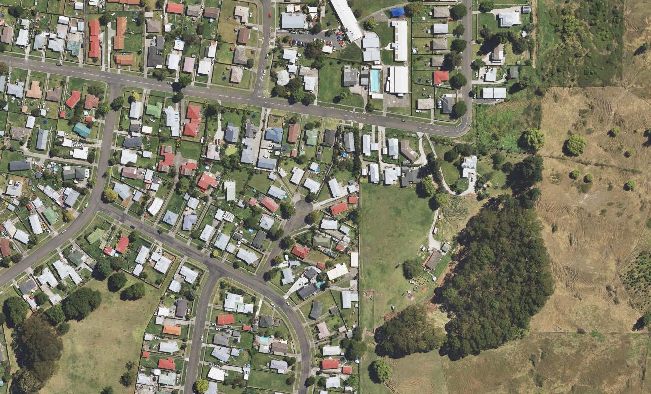 11 Dennis Street, Outer Kaiti, Gisborne - Carousel 1