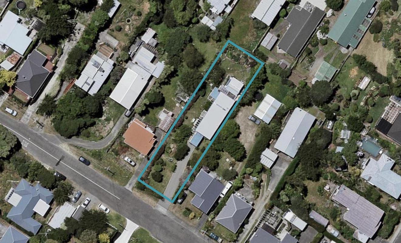 8 Tui Road, Raumati Beach, Paraparaumu - Carousel 1