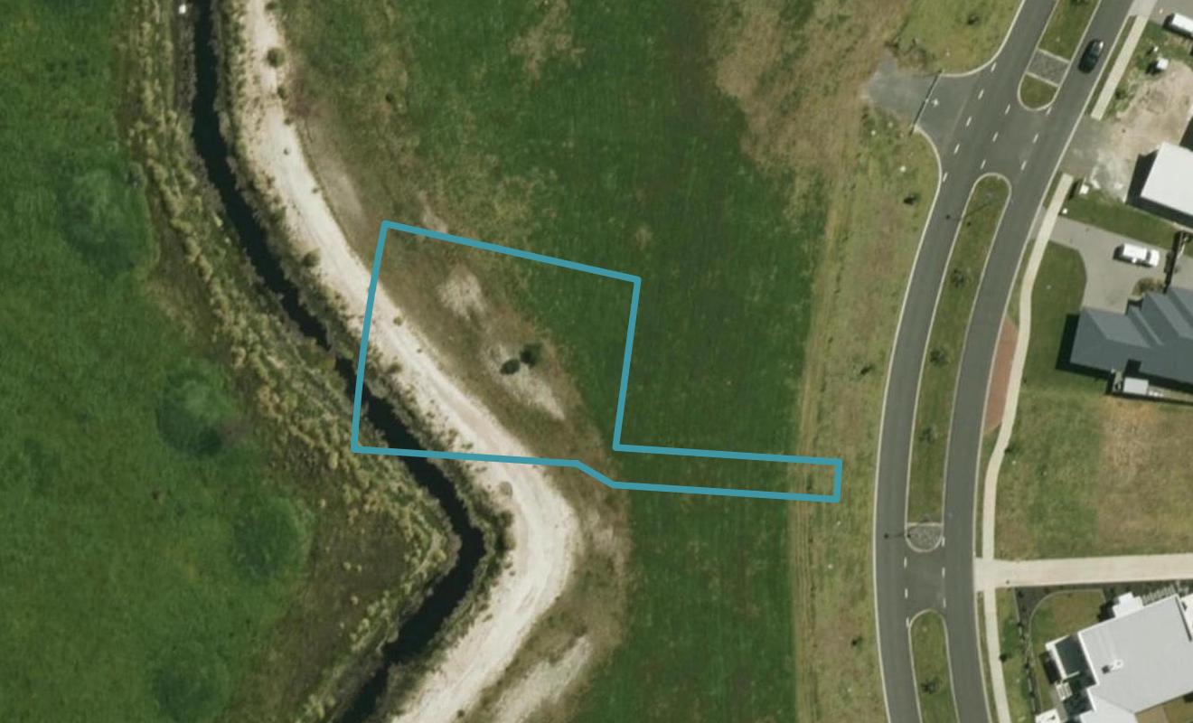 28 Waitemata Drive, One Tree Point, One Tree Point - Carousel 1