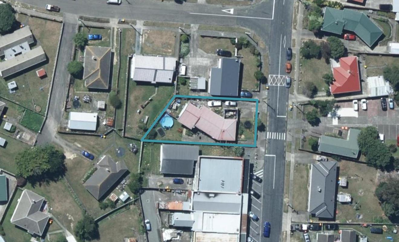 27 Fantame Street, Cannons Creek, Porirua - Carousel 1