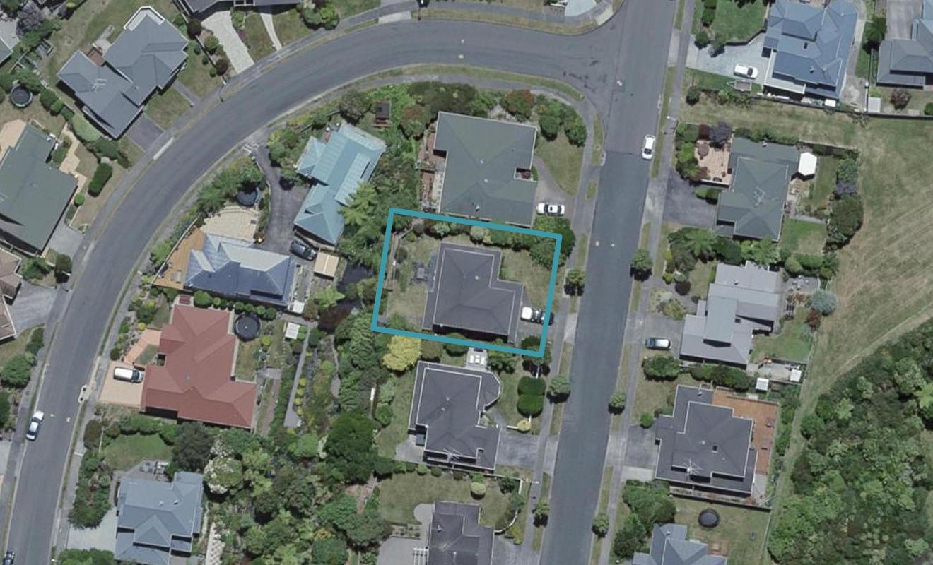 73 Abilene Crescent, Churton Park, Wellington - Carousel 1