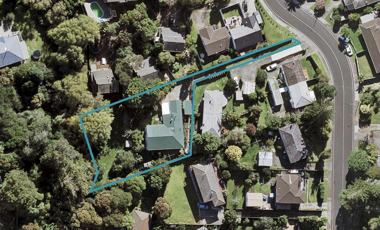 33 Hellyers Street, Birkdale, Auckland - Carousel 1