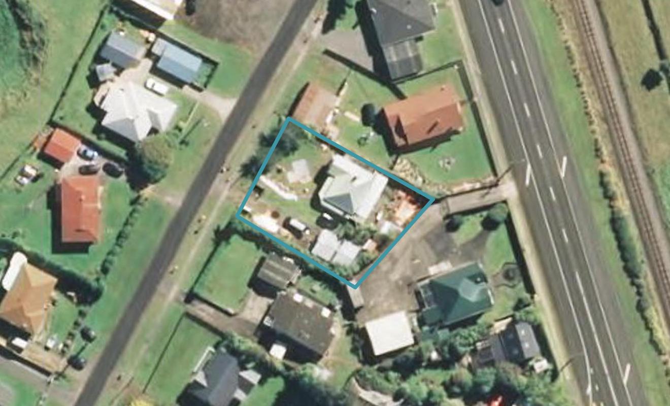7 Denmark Terrace, Midhirst - Carousel 1