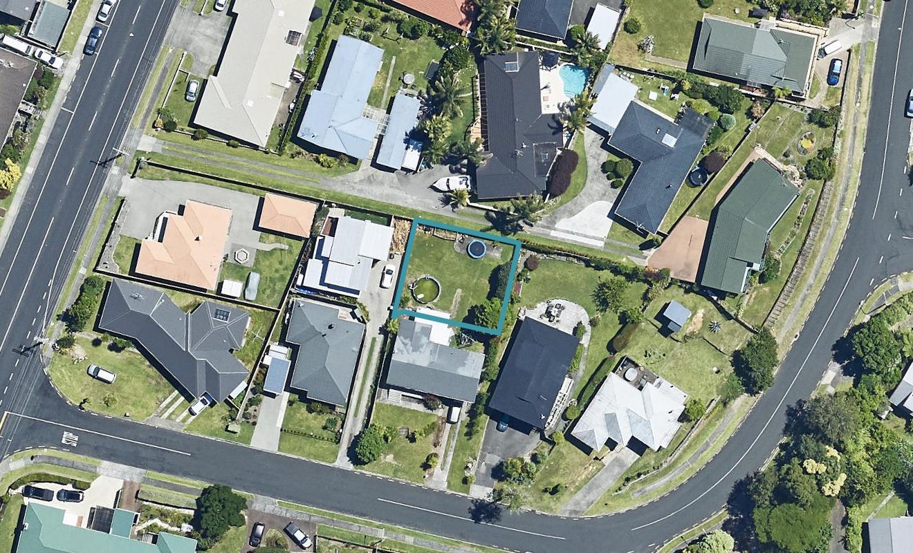 7A Glenn Terrace, Otumoetai, Tauranga - Carousel 1