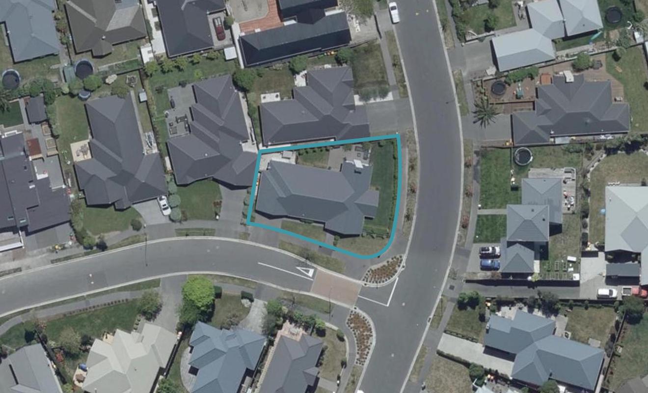2 Linkwater Way, Parklands, Christchurch - Carousel 1