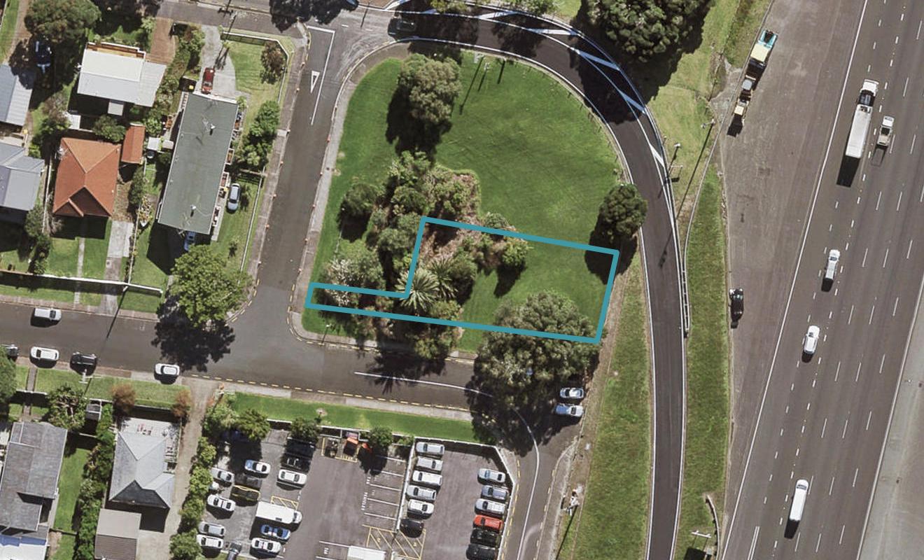 14 Nelson Avenue, Northcote Point, Auckland - Carousel 1