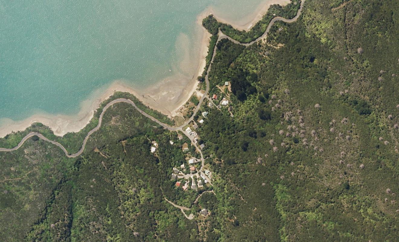 3896 Kenepuru Road, BLACK ROCK - Carousel 1