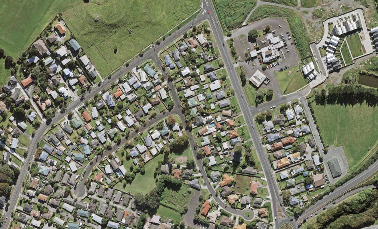 5/9 Kamaka Road, Mangere Bridge, Auckland - Carousel 1