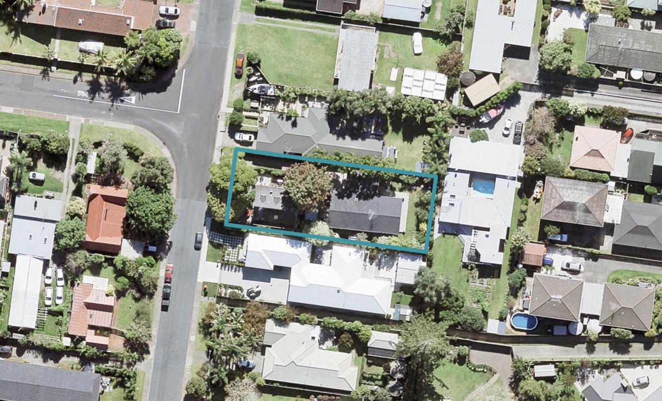 83A The Circle, Manly, Whangaparaoa - Carousel 1