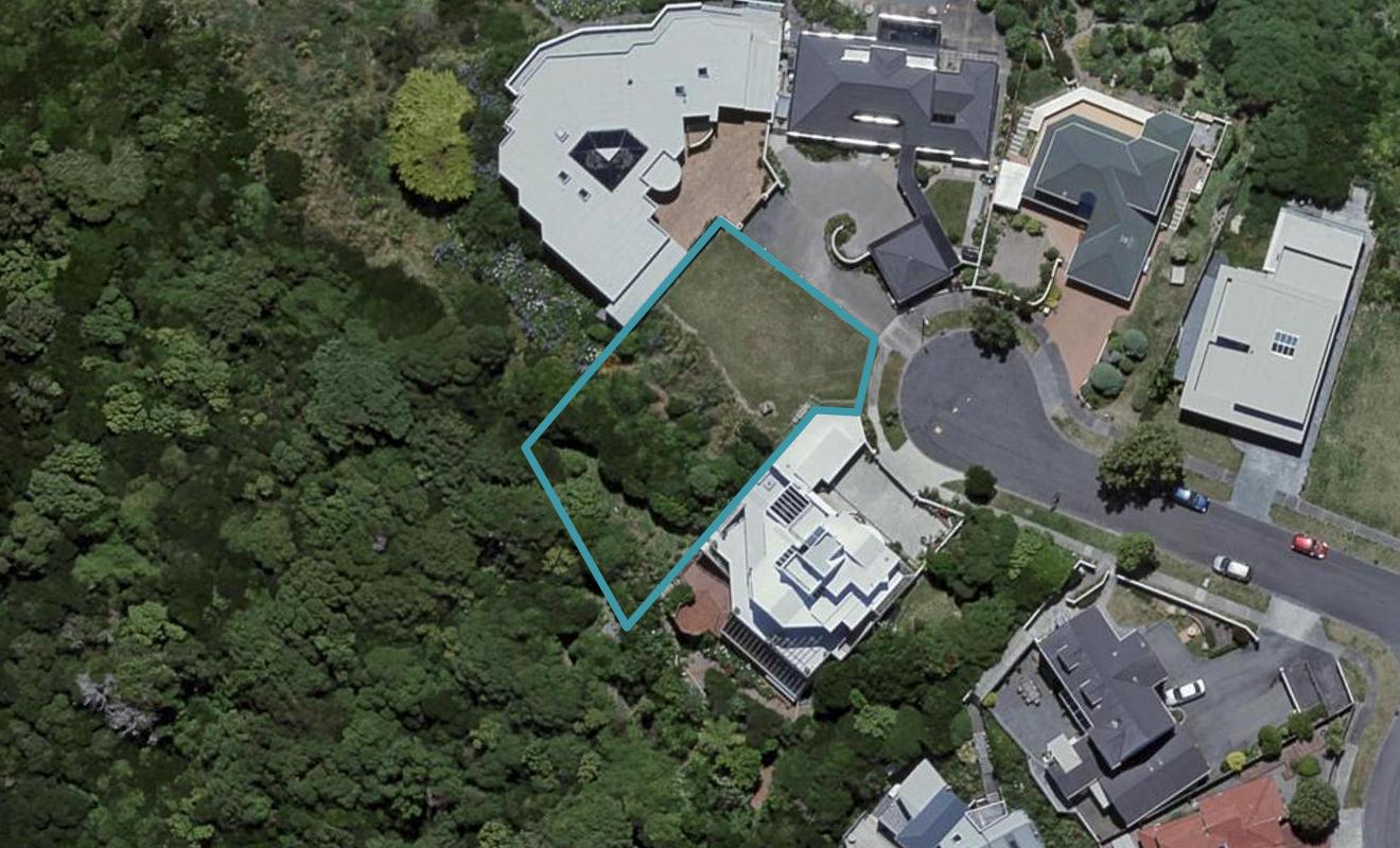 13 Countess Close, Maupuia, Wellington - Carousel 1