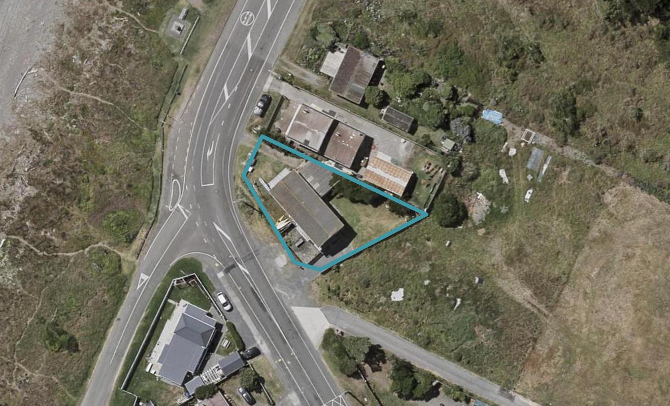 228 Marine Parade, Otaki Beach, Otaki - Carousel 1