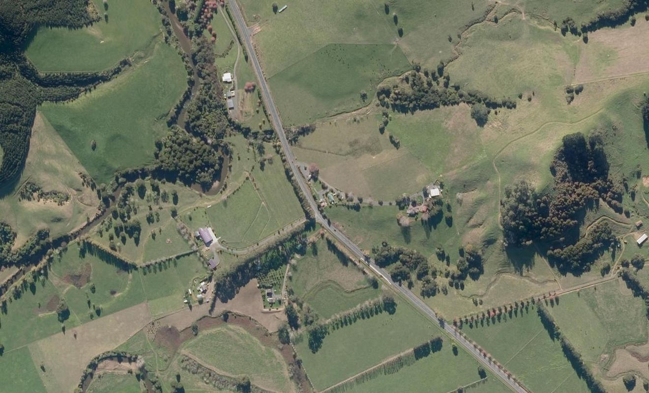 704A State Highway 10, Oromahoe, Kerikeri - Carousel 1