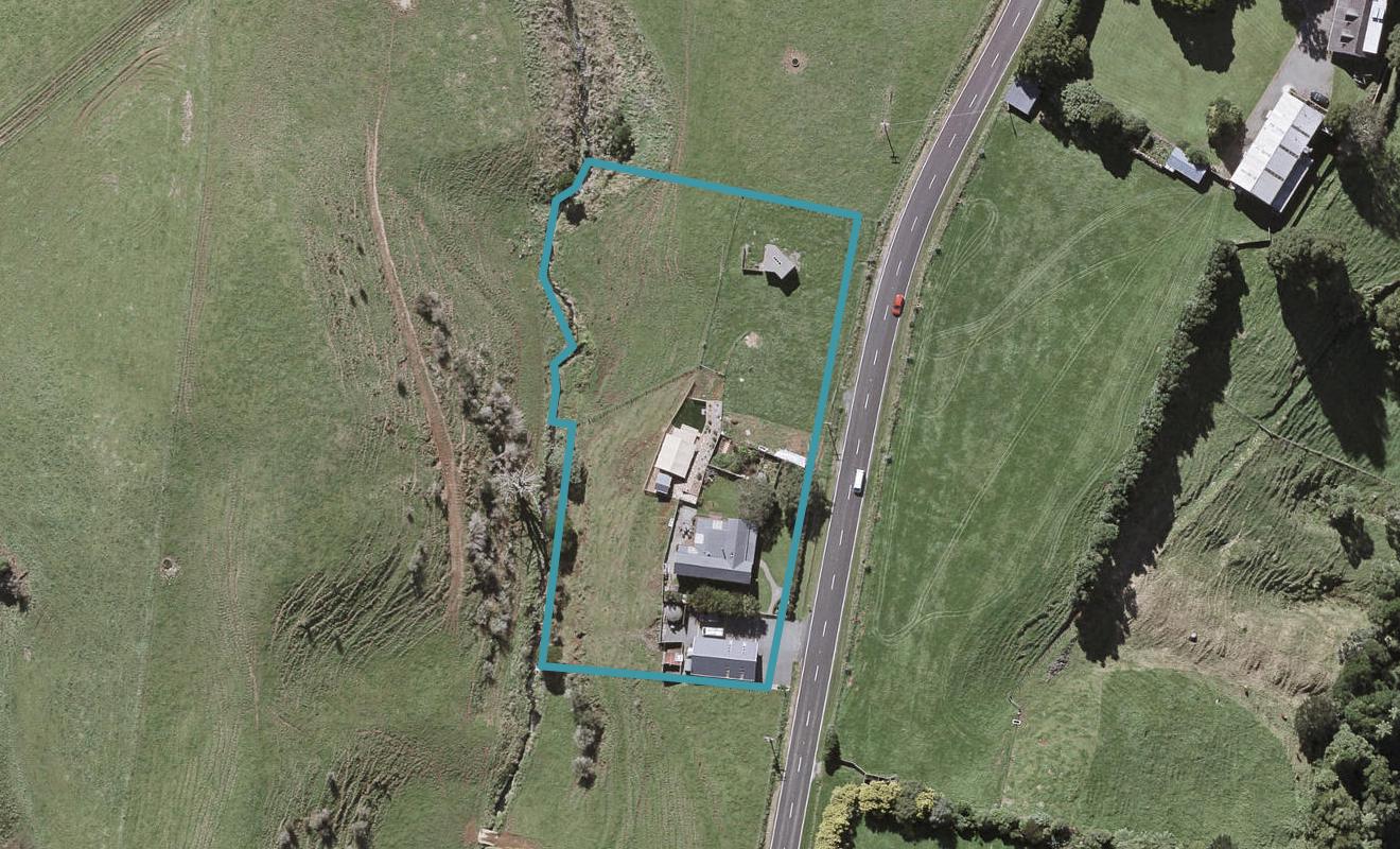 646 Carrington Road, Hurworth, New Plymouth - Carousel 1