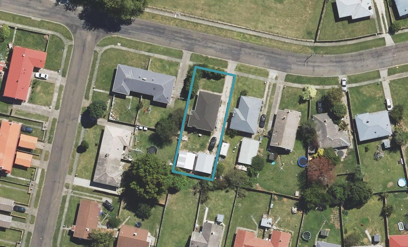 18 Dalton Street, Outer Kaiti, Gisborne - Carousel 1