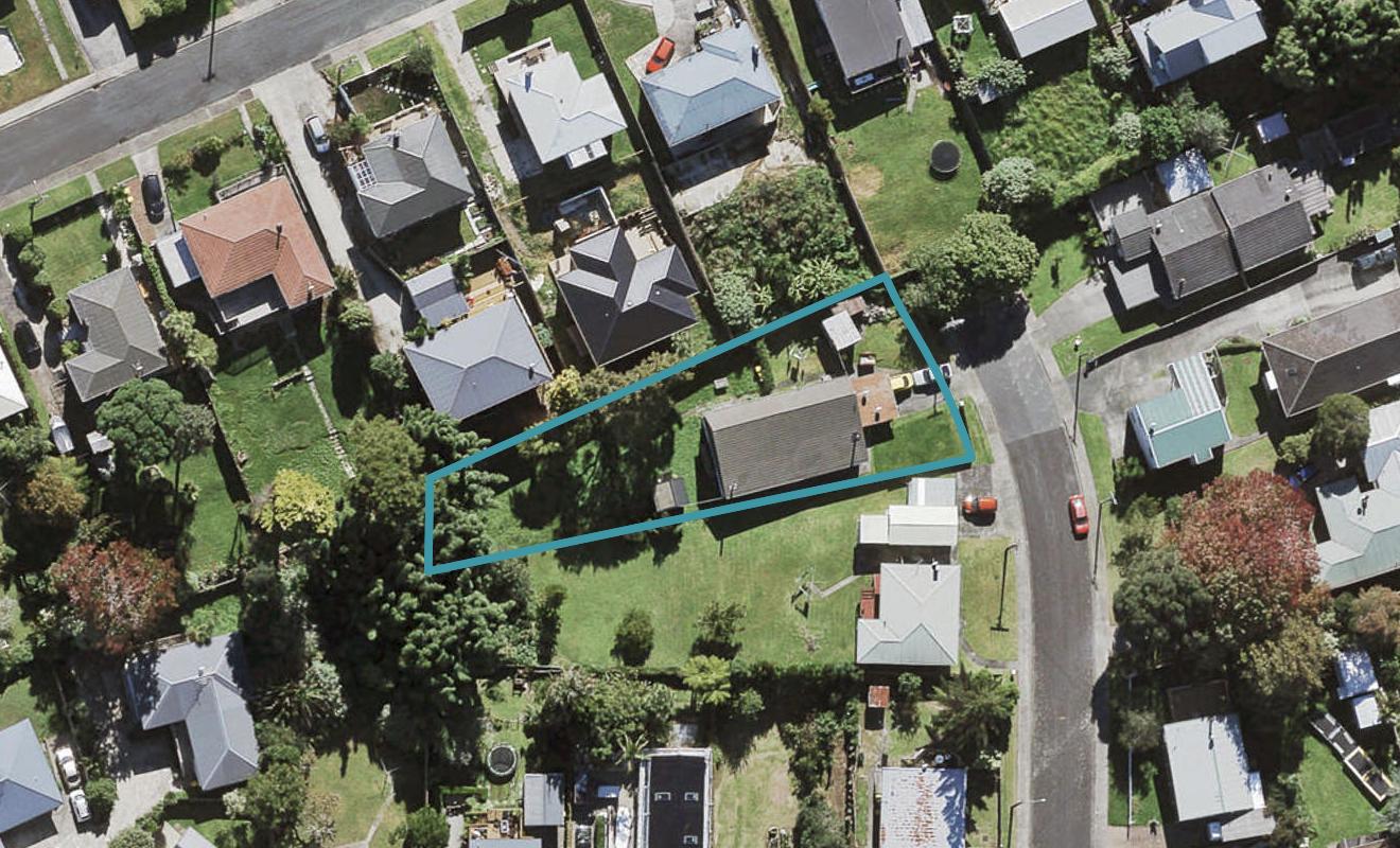 1/6 Pomelo Road, Te Atatu South, Auckland - Carousel 1