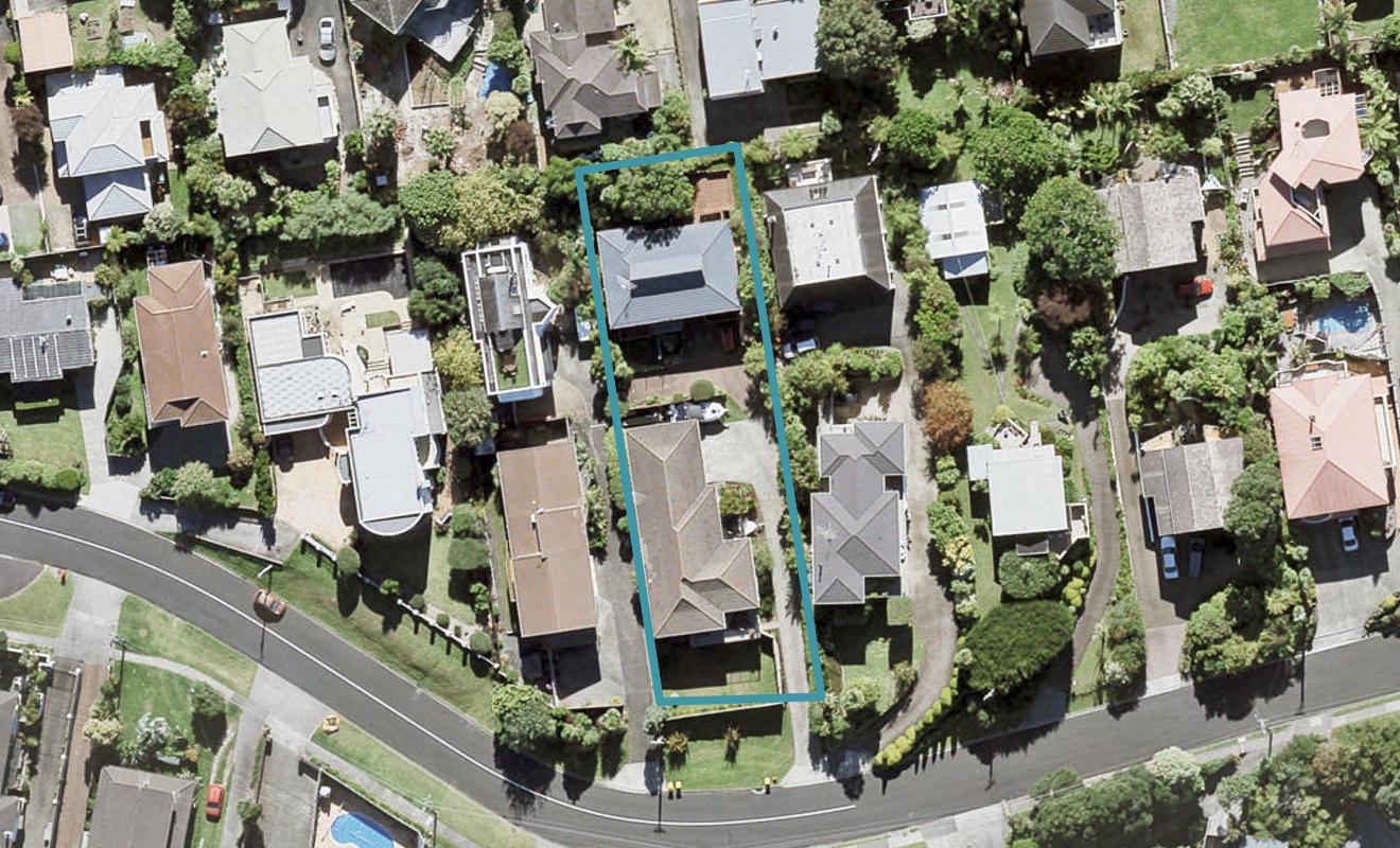 1/18 Orchard Road, Waiake, Auckland - Carousel 1