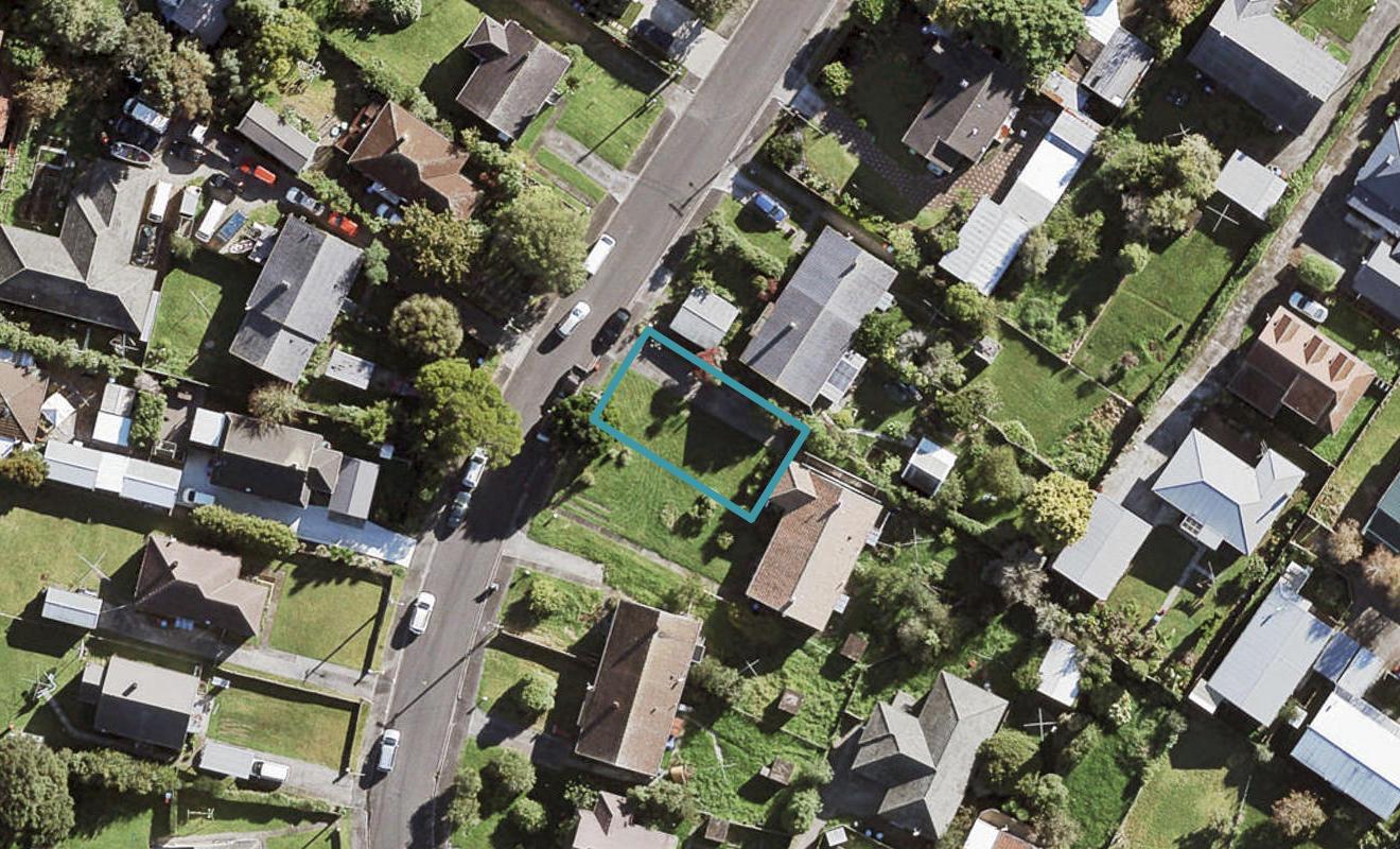 10 Tutuki Street, Waterview, Auckland - Carousel 1