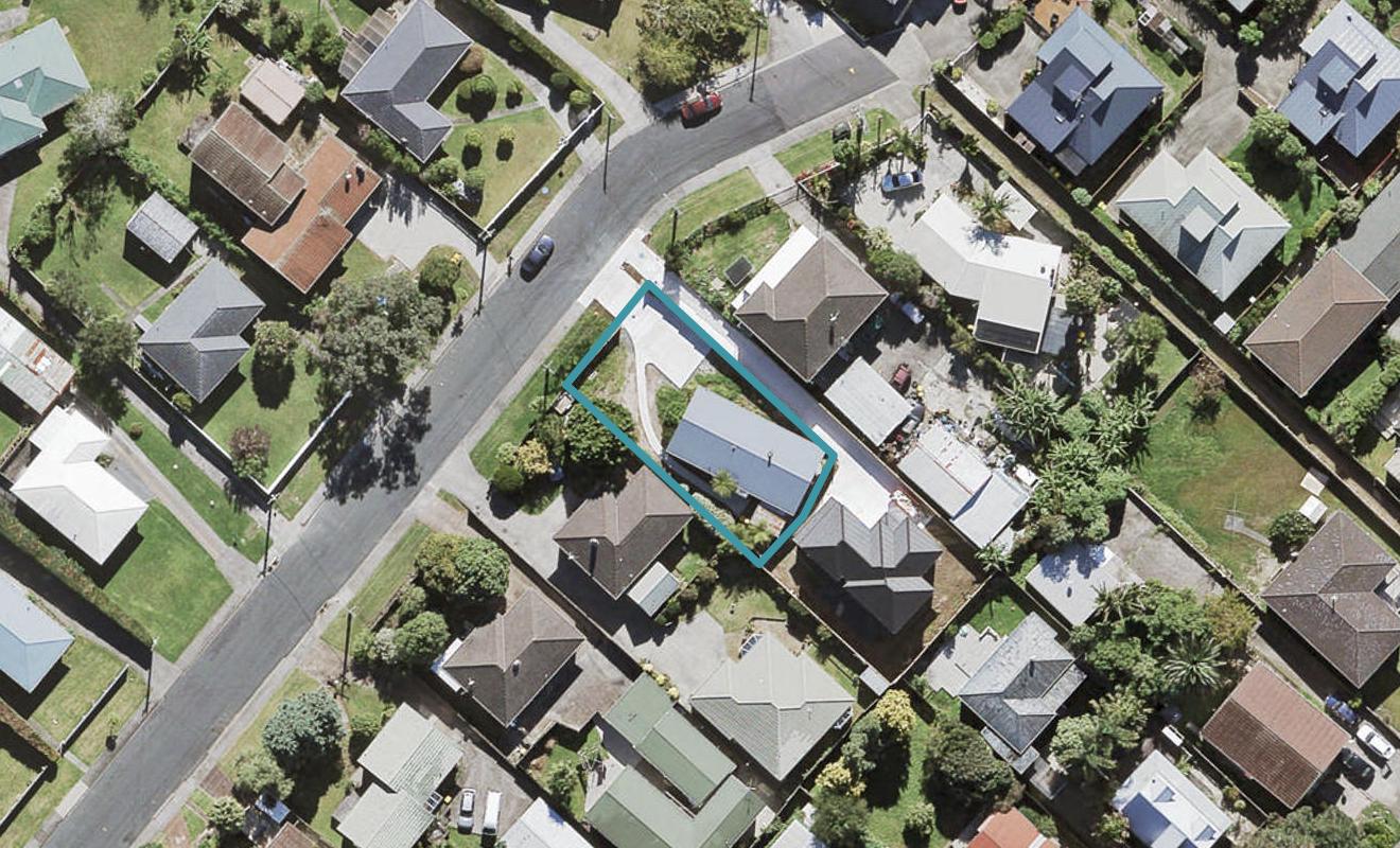 36 Farquhar Road, Glendene, Auckland - Carousel 1