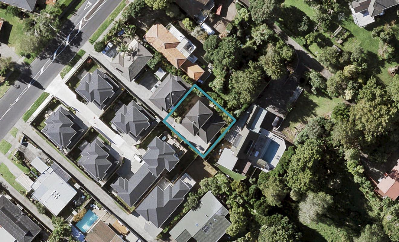 178B Cook Street, Howick, Auckland - Carousel 1