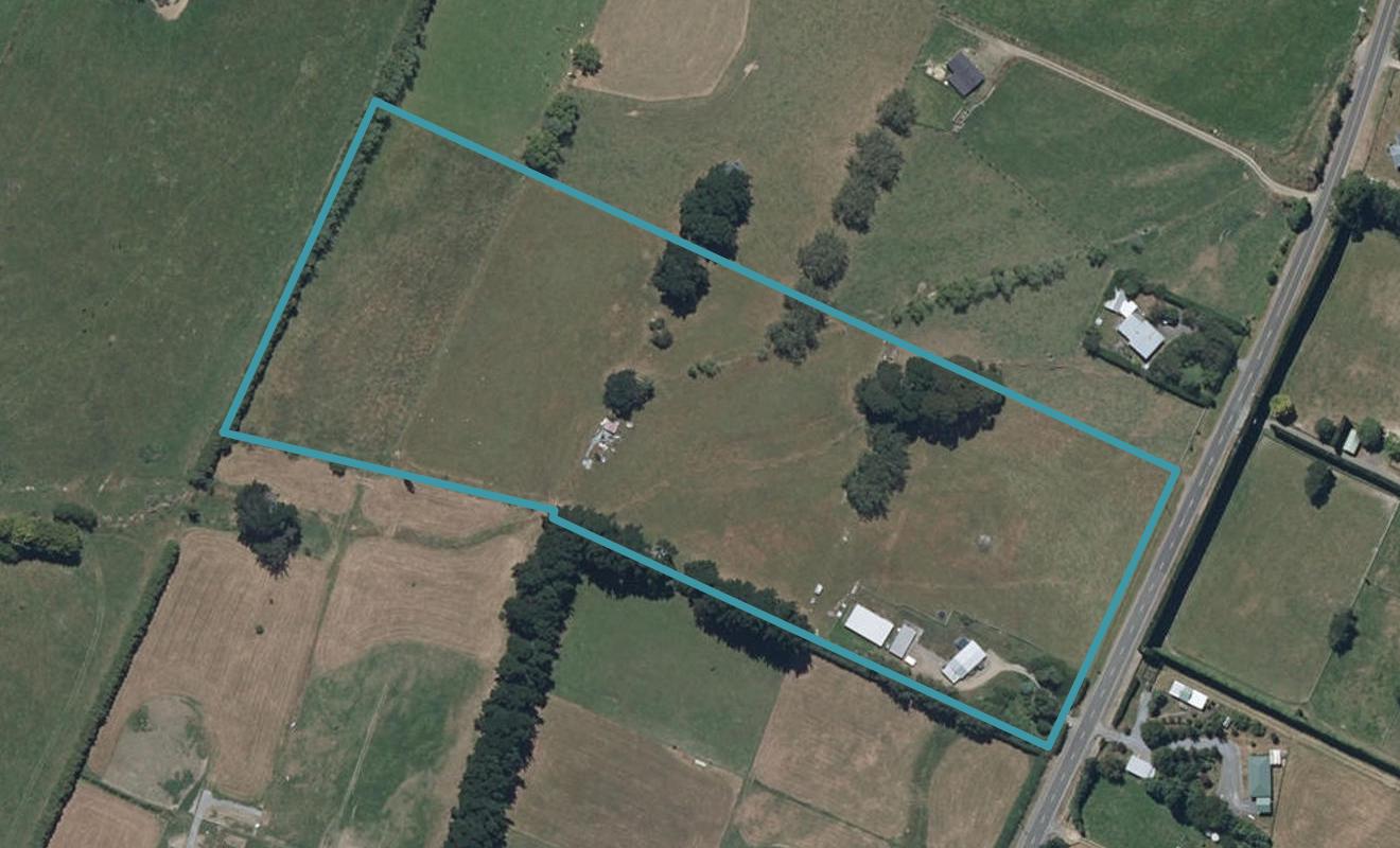 496 Arapaepae Road, OHAU, LEVIN - Carousel 1