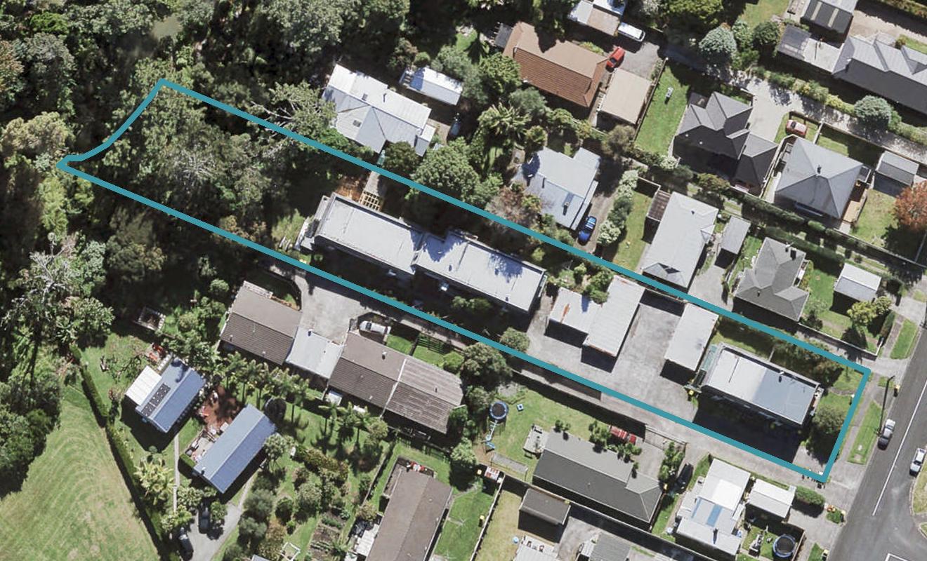 3/126 Lynwood Road, New Lynn, Auckland - Carousel 1