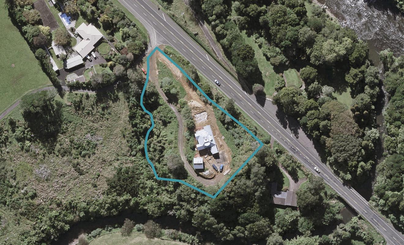 352 Junction Road, Burgess Park, New Plymouth - Carousel 1