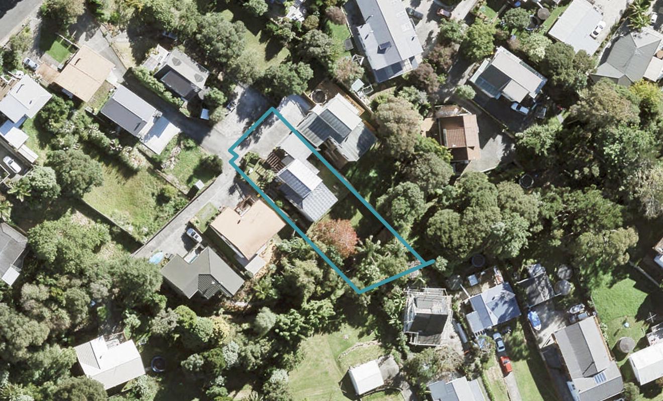 10B Elliston Crescent, Stanmore Bay, Whangaparaoa - Carousel 1