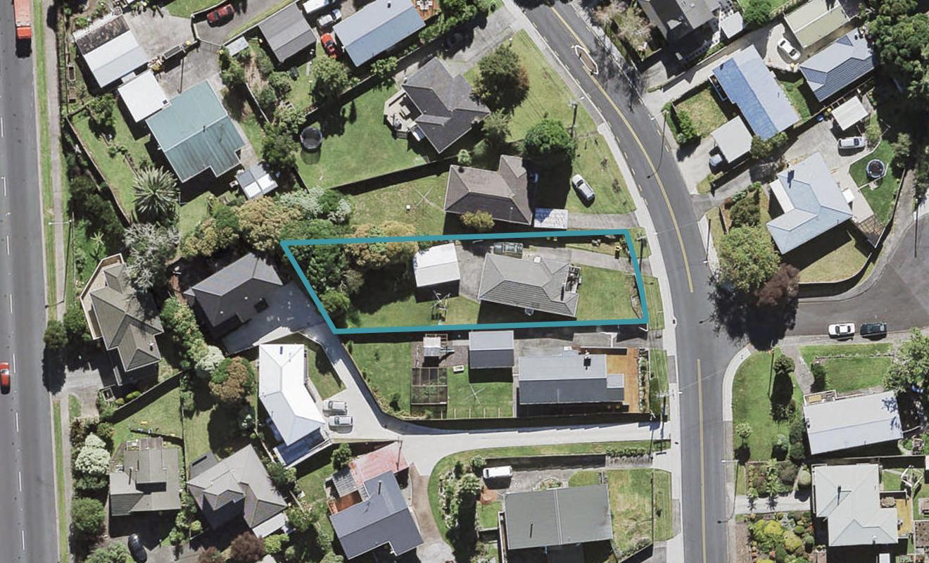 121A Vodanovich Road, Te Atatu South, Auckland - Carousel 1