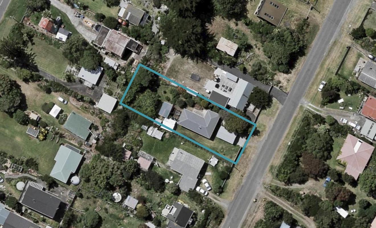 11 Dixie Street, Te Horo Beach - Carousel 1