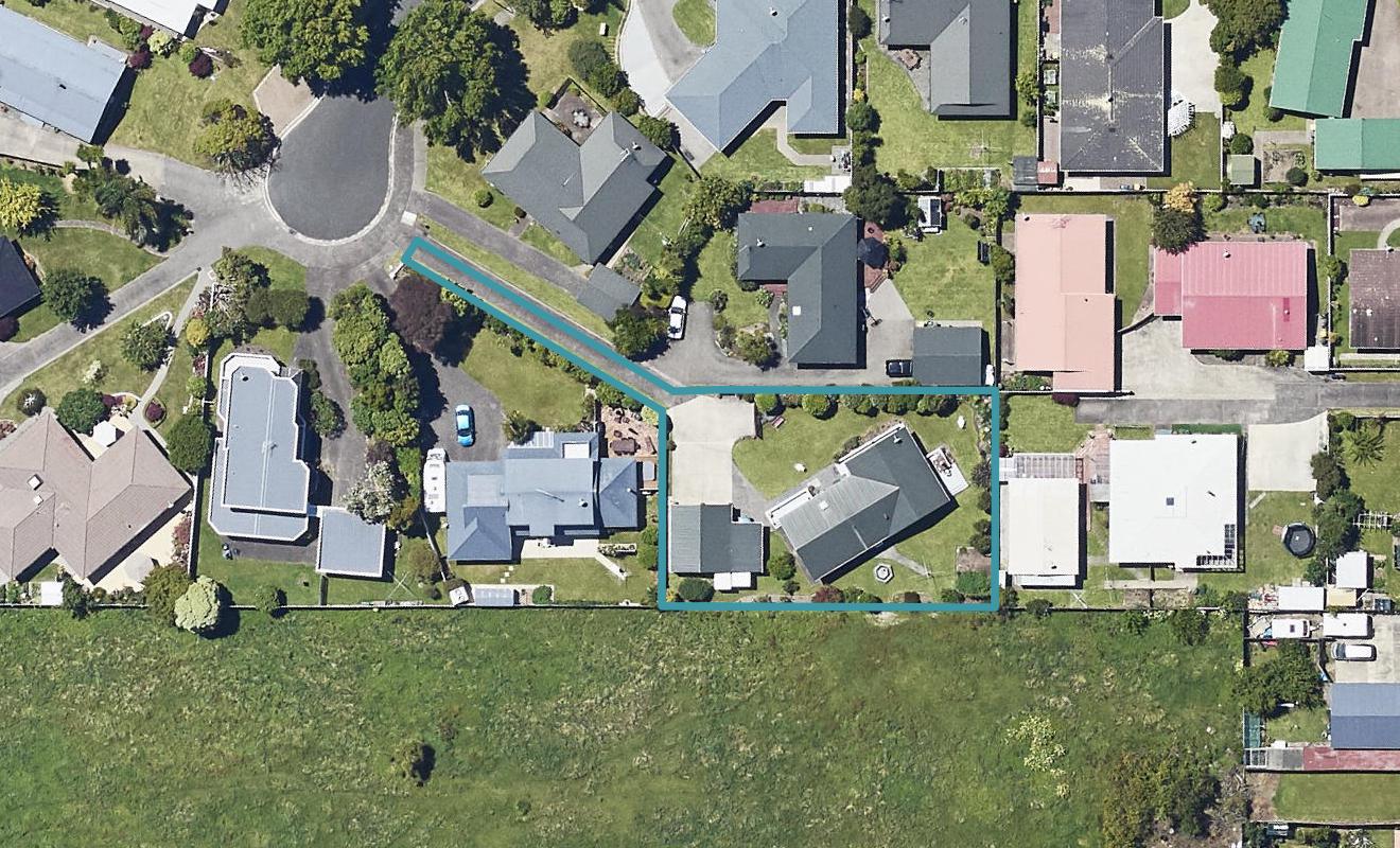 15 Amber Grove, Whakatane, Whakatane - Carousel 1