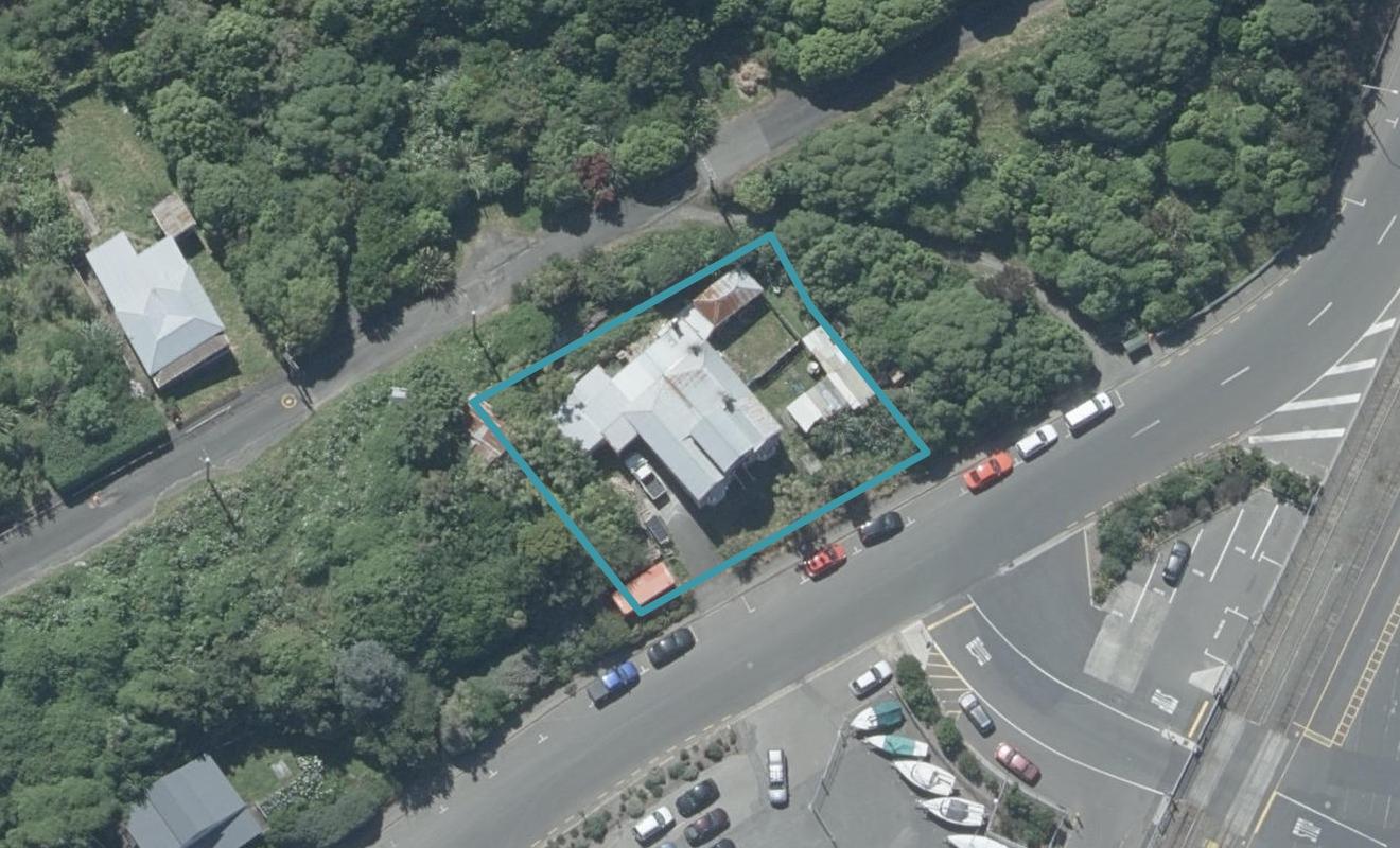 11 Island Terrace, Port Chalmers, Dunedin - Carousel 1